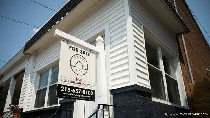 Mortgage rates fall again, but home sales still lag