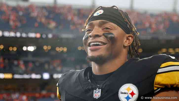 NFL star Justin Fields, Reebok team up for new shoe collection