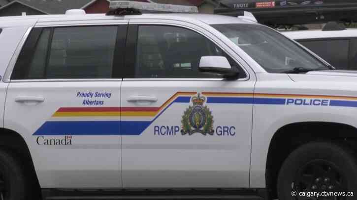 Second-degree murder charge laid after woman found dead in Oyen, Alta.