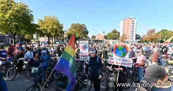 Fridays for Future Kiel: Demo mit hunderten Radlern über A215 und B76