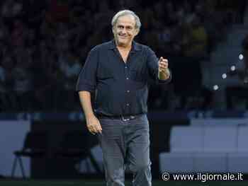 La sparata di Platini: "Perché non giocare a calcio in dieci?"