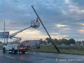 Police: Road open after crash at Clinton and Fourth