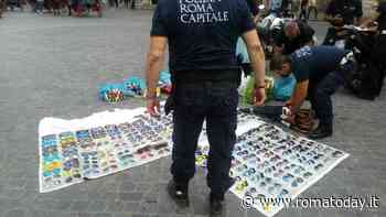 Abusivismo commerciale, sequestri a raffica dei vigili. La merce nascosta nei contatori