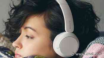 32 Great Tech Gifts Under $100