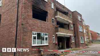 Four fire crews tackle severe flat blaze