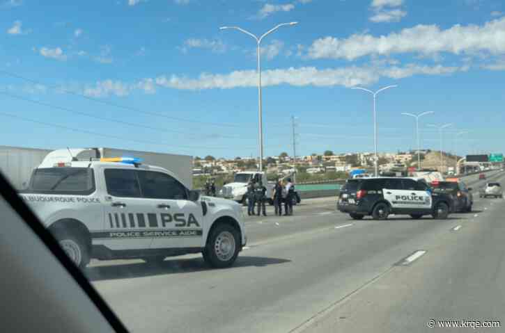 Traffic resumes on westbound I-40 lanes after crash