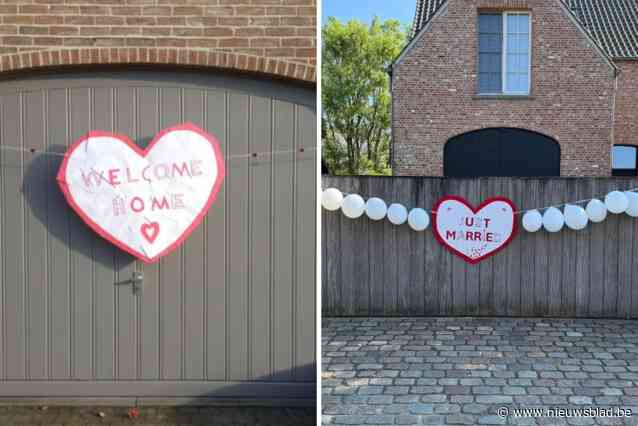 Verliefde jongen schenkt na tien jaar zijn hart écht weg: decennium na schattig zelfgemaakt hart knutselen vrienden als huwelijksverrassing zelfde hart