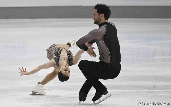 Pairs duo Deanna Stellato-Dudek, Maxime Deschamps skate to silver in Nebelhorn Trophy