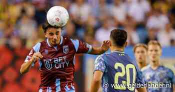Irakli Yegoian geniet van kopgoal voor Vitesse: ‘Maar we hadden dit moeten winnen’