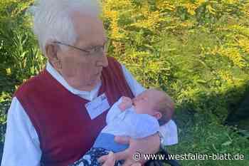 Feldhaus-Sippentreffen aus vier Generationen