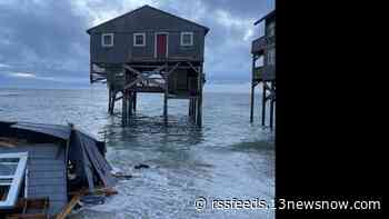 2 Rodanthe houses collapse into the ocean in 1 day
