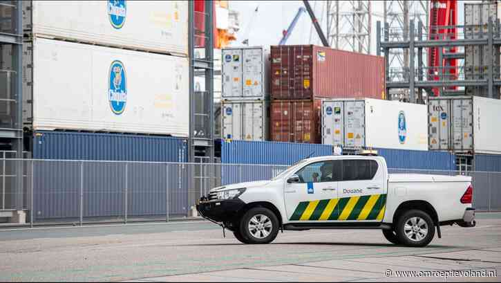 Almere - Marechaussee betrapt Almeerder die rondsluipt in havengebied van Vlissingen