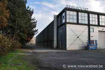 Dief valt twee vrienden aan vlak bij Brielpoort en gaat er met fiets vandoor