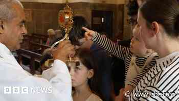 Hundreds gather to honour future saint