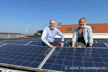 Genoeg stroom voor jaarlijks 130 gezinnen: stad verdubbelt aantal zonnepanelen op haar gebouwen