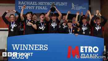 Sunrisers beat Stars to win Rachael Heyhoe Flint Trophy