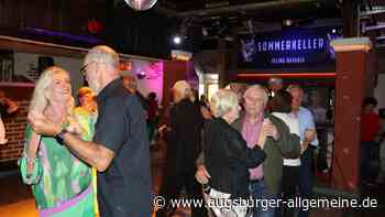 Erste Ü60-Party im Sommerkeller lässt Herzen höherschlagen