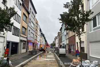 Hevige brand veroorzaakt zware schade aan rijwoning in Antwerpen-Noord, maar geen gewonden