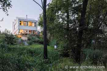 Industrial Street Villa / Case Studio for Architecture