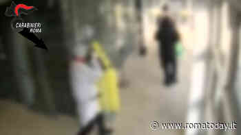 Travestimenti e dipendenti sequestrati. I colpi dei rapinatori mascherati