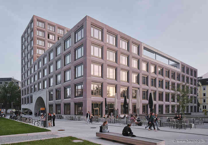 Raster, Arkaden, Portalskulptur - Universitätsgebäude in Innsbruck von mohr niklas architekten