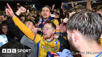 Mansfield fined £10,000 for pitch invasion