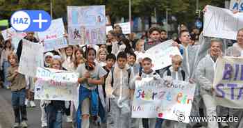 Nach Asbestalarm: Stadt und Baufirmen beruhigen Eltern, Schülern und Lehrkräften der IGS Linden in Hannover