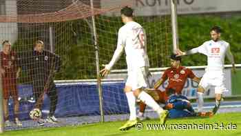 Überlebenswichtige Standards und ein Traum-Einstand: 1860 Rosenheim besiegt Hallbergmoos