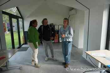 Sociale woonwijk Den Brand staat voor grote renovatie: “Mobiel buurthuis garandeert ontmoeting en verbinding”