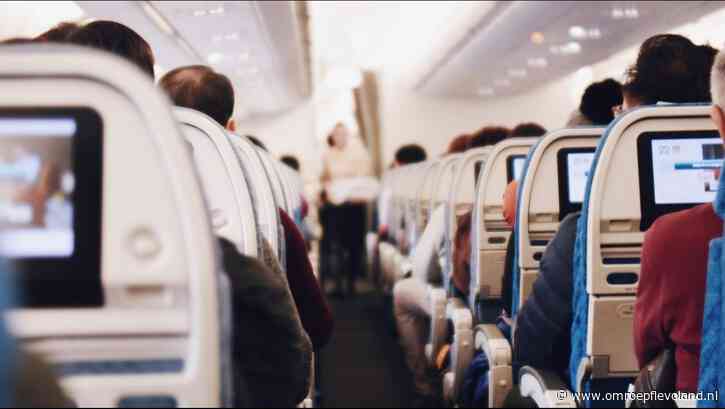 Almere - Almeerder krijgt boete voor wangedrag aan boord van vliegtuig