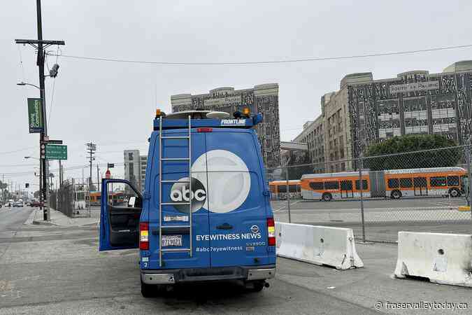 Passenger killed when gunman hijacks city bus, leads police on chase through downtown Los Angeles