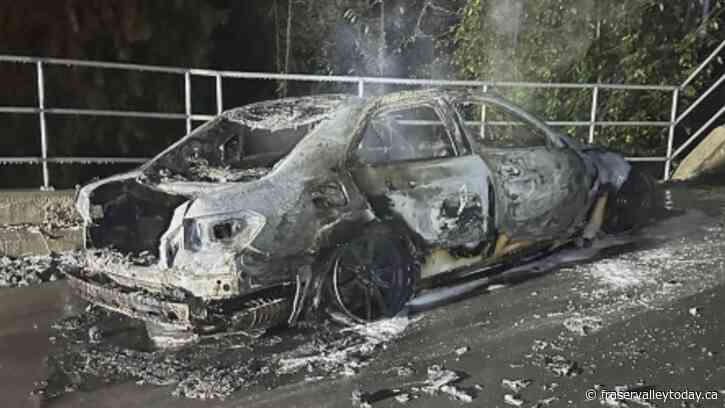 Mission RCMP investigate two suspicious fires within 1/2 hour, including a Mercedes with no license plate