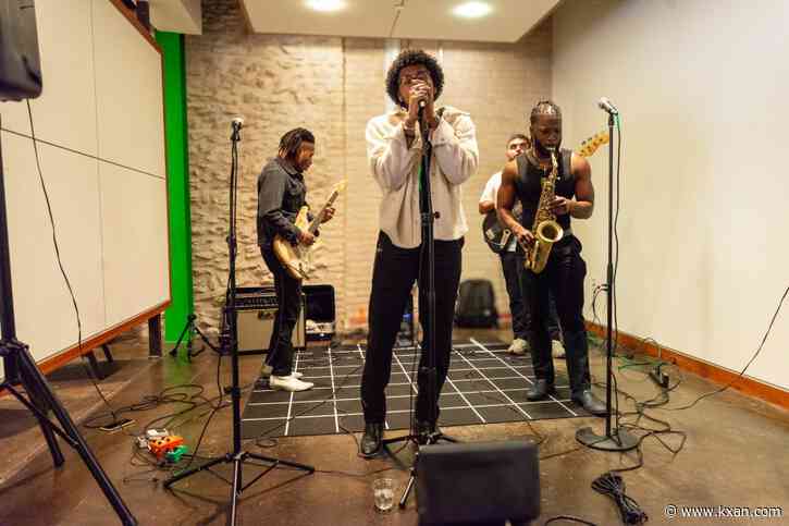 Downtown Austin program fills empty storefronts with pop-ups, events