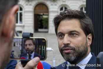 Brussels politicus dient klacht in tegen MR-voorzitter Bouchez vanwege terroristische verheerlijking: “Onaanvaardbaar”