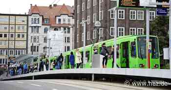 Weichenstörung in Hannover: Stadtbahnen werden über den Schwarzen Bären umgeleitet