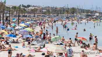 Künftig weniger Liegen und Sonnenschirme: Mallorca reagiert auf „Strandsterben“
