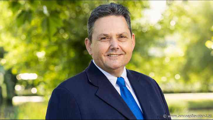 Flevoland - Chris Jansen houdt voet bij stuk en neemt persoonlijk geen afstand van 'Minder minder'-uitspraak