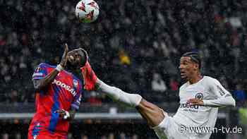 Frust nach spätem Doppelschlag: Eintracht Frankfurt wirft sicheren Europa-League-Sieg sorglos weg