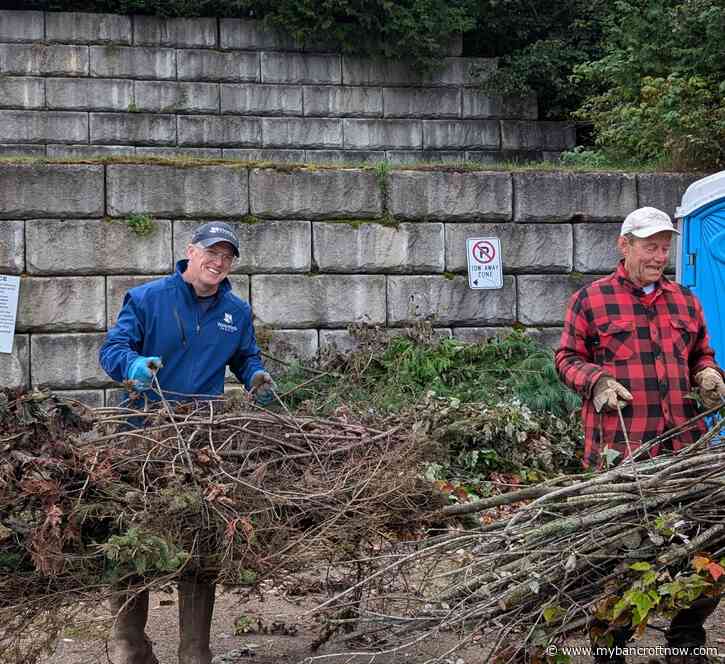 Bringing the ‘fishsticks’: Watersheds Canada works with local lakes to improve fish habitats 