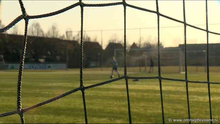 Noordoostpolder -  Aftrap van sportseizoen in NOP: 'Om gedrag op en rond velden te veranderen'
