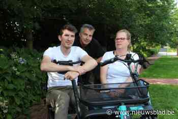 Warmste wielen Wout, Wim en Bieke trappen op elektrische duofiets rond België voor goede doel