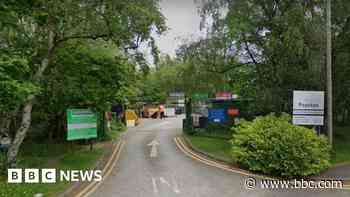 Permanent closure for three Cheshire tips