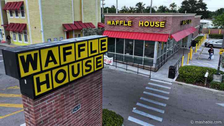 Hurricane Helene hits red on the Waffle House Index, Florida restaurants closed