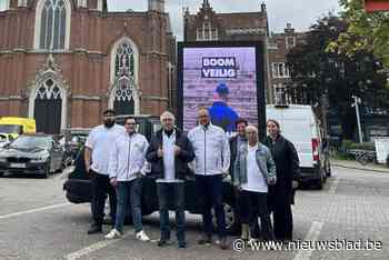Vlaams Belang voert in Boom campagne met LED-reclamewagen