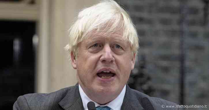 La “follia” di Boris Johnson e l’idea di un raid in Olanda per prendersi i vaccini anti Covid