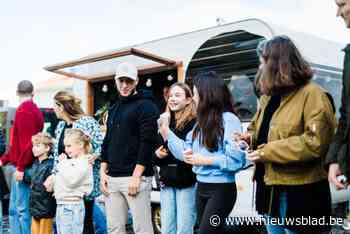 Stippenlijn op het Dorpsplein om pesten een halt toe te roepen