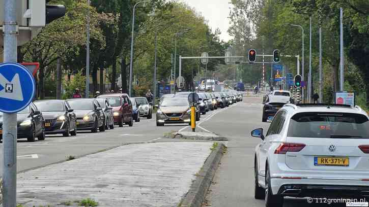 Files en verkeersopstoppingen in Stad door werkzaamheden