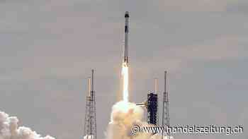 Rückholaktion für zwei gestrandete Astronauten auf ISS gestartet