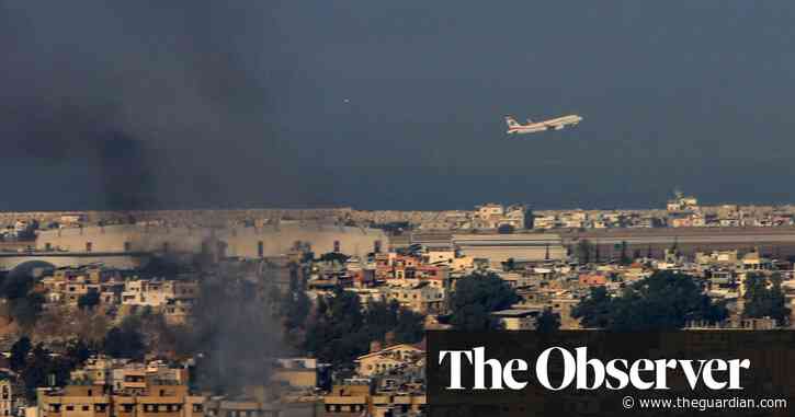 ‘Leave now’, Foreign Office urges Britons in Lebanon