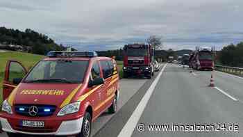 Alarm auf der A8: Feuerwehr rückt mit Großaufgebot aus